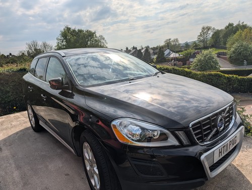 Black volvo xc60 - black, se